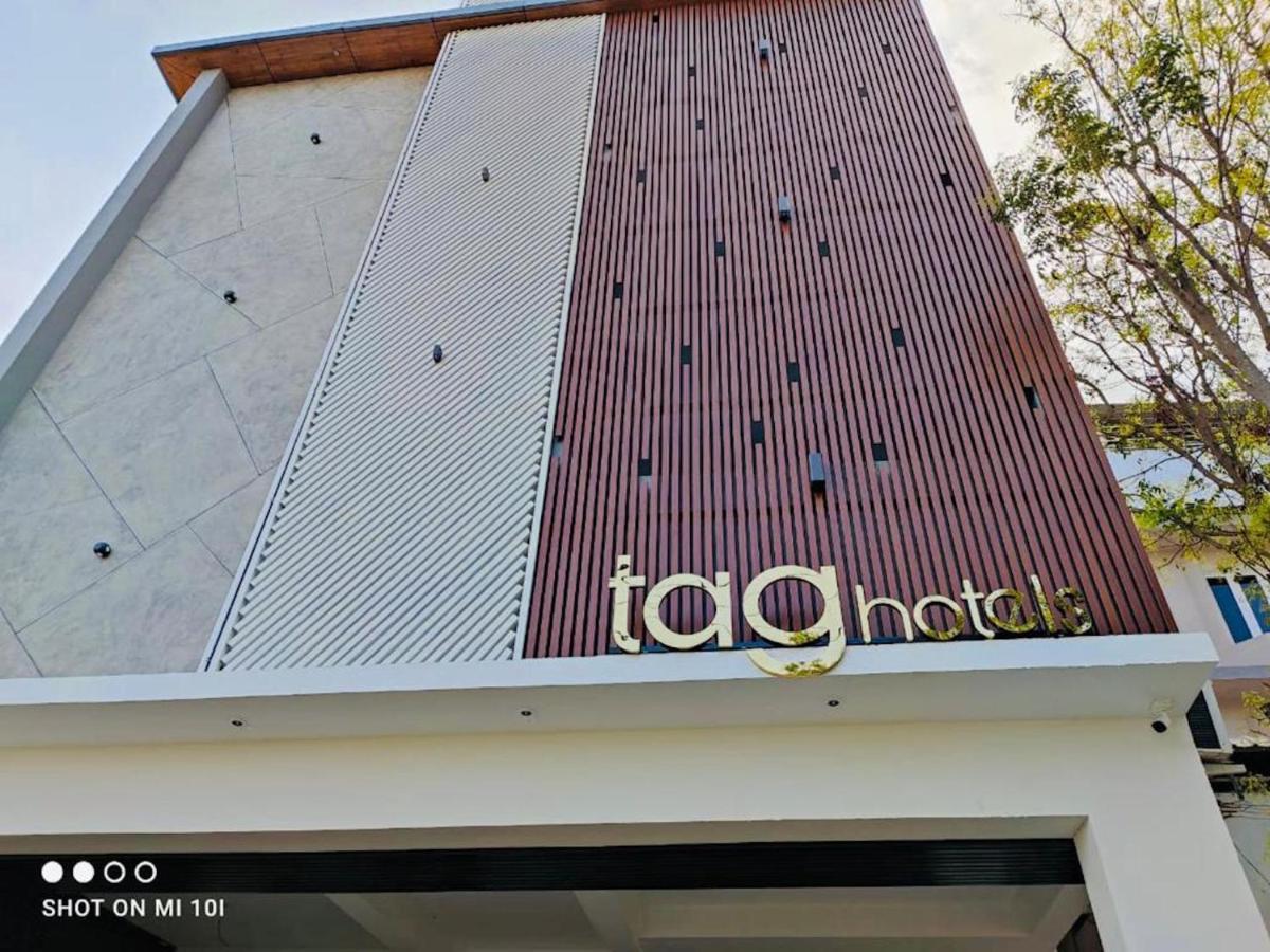 Tag Hotels Irugur Eksteriør billede